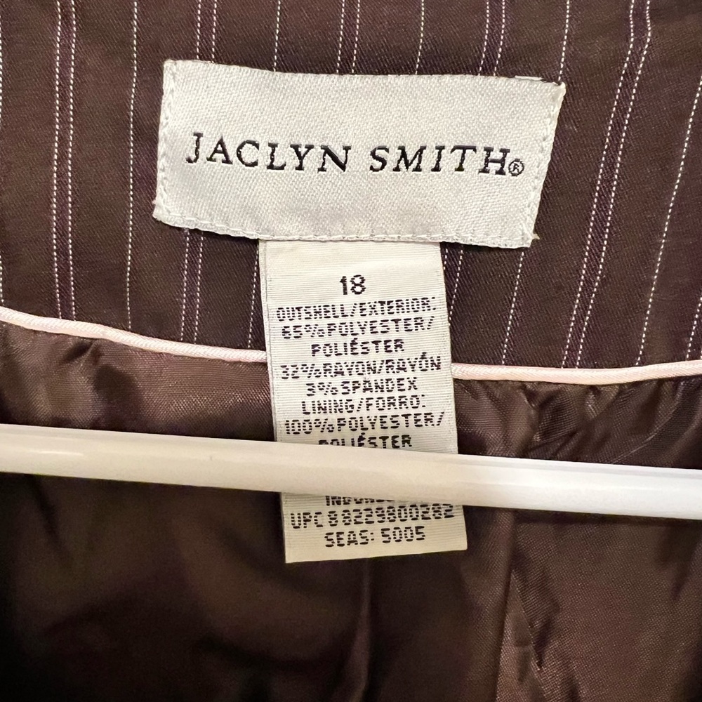 Jaclyn Smith blazer